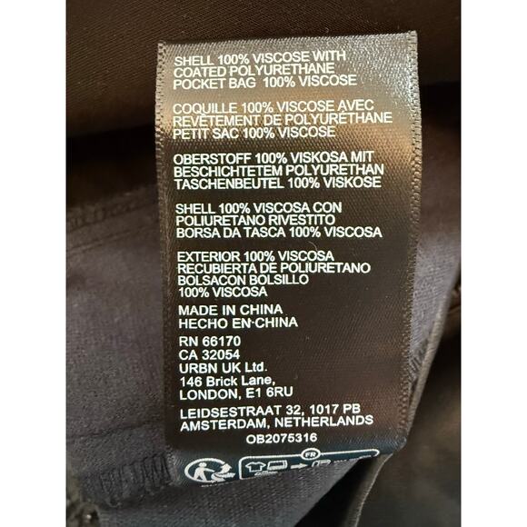 Free People We the Free Black Faux Leather Barrel Pants size 30 Boho Chic - Picture 5 of 5